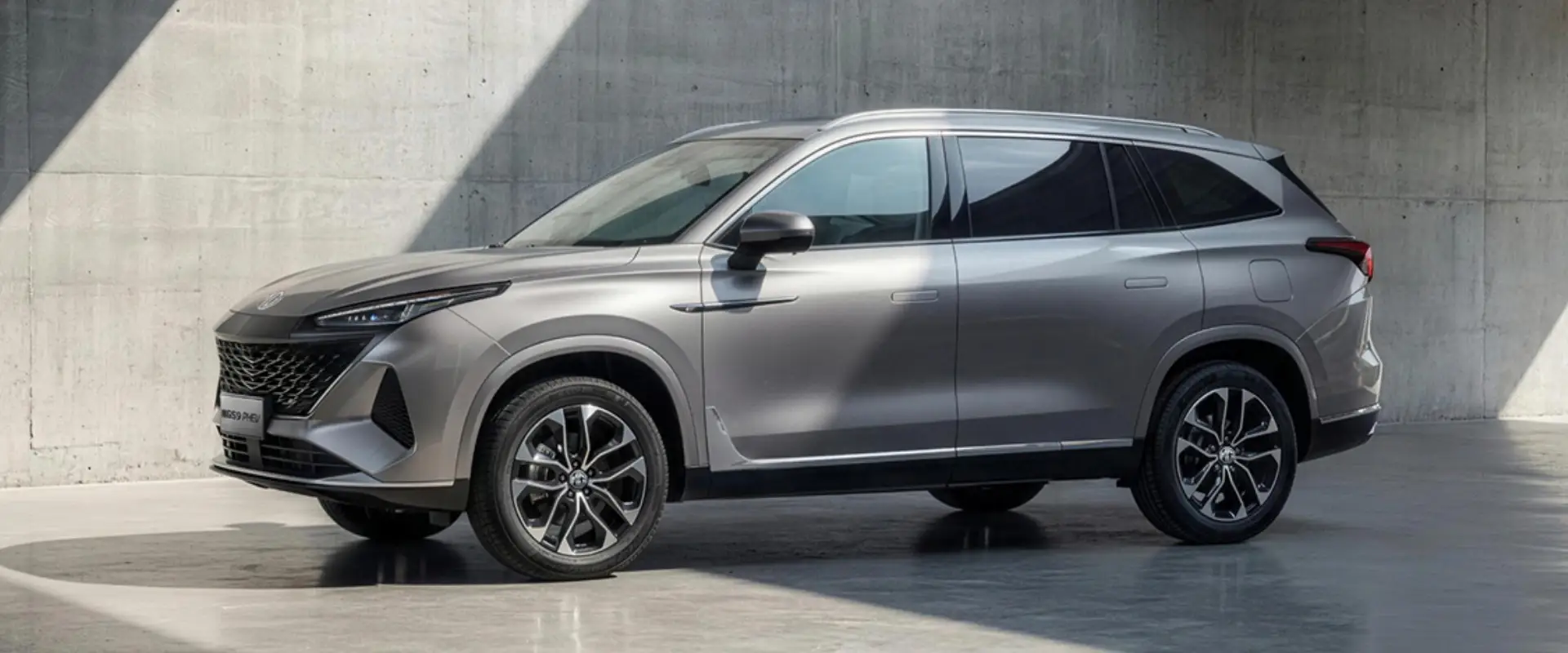 MG S9 Plug-in Hybrid Car