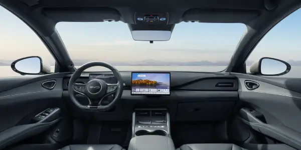 BYD SEAL 6 DM-i TOURING infotainment touchscreen and digital technology