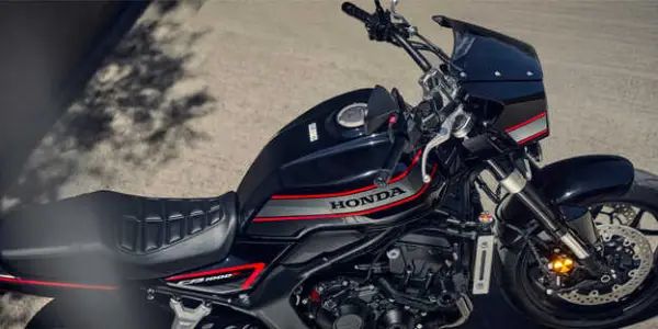 Honda CB1000F riding position and comfort